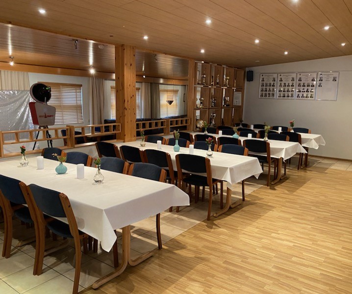 Mynd úr sal Eldeyjar